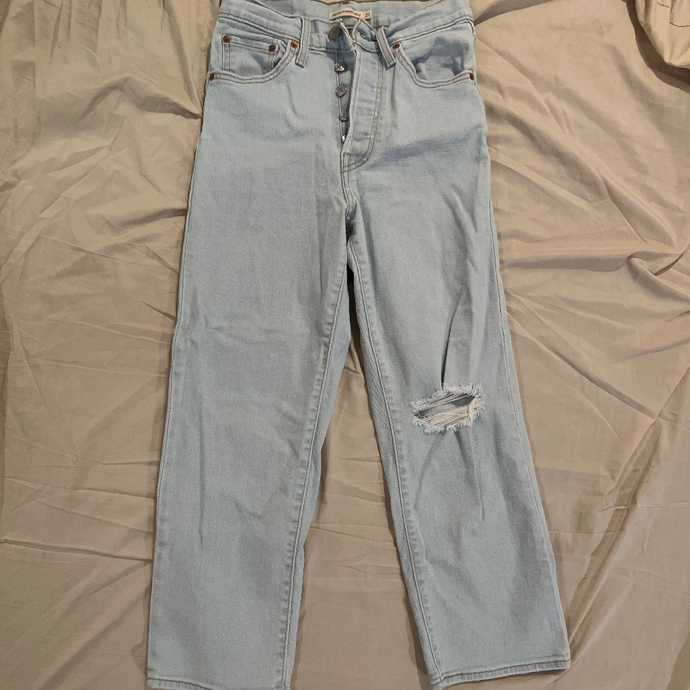 Levi’s Ribcage Straight Ankle Jeans